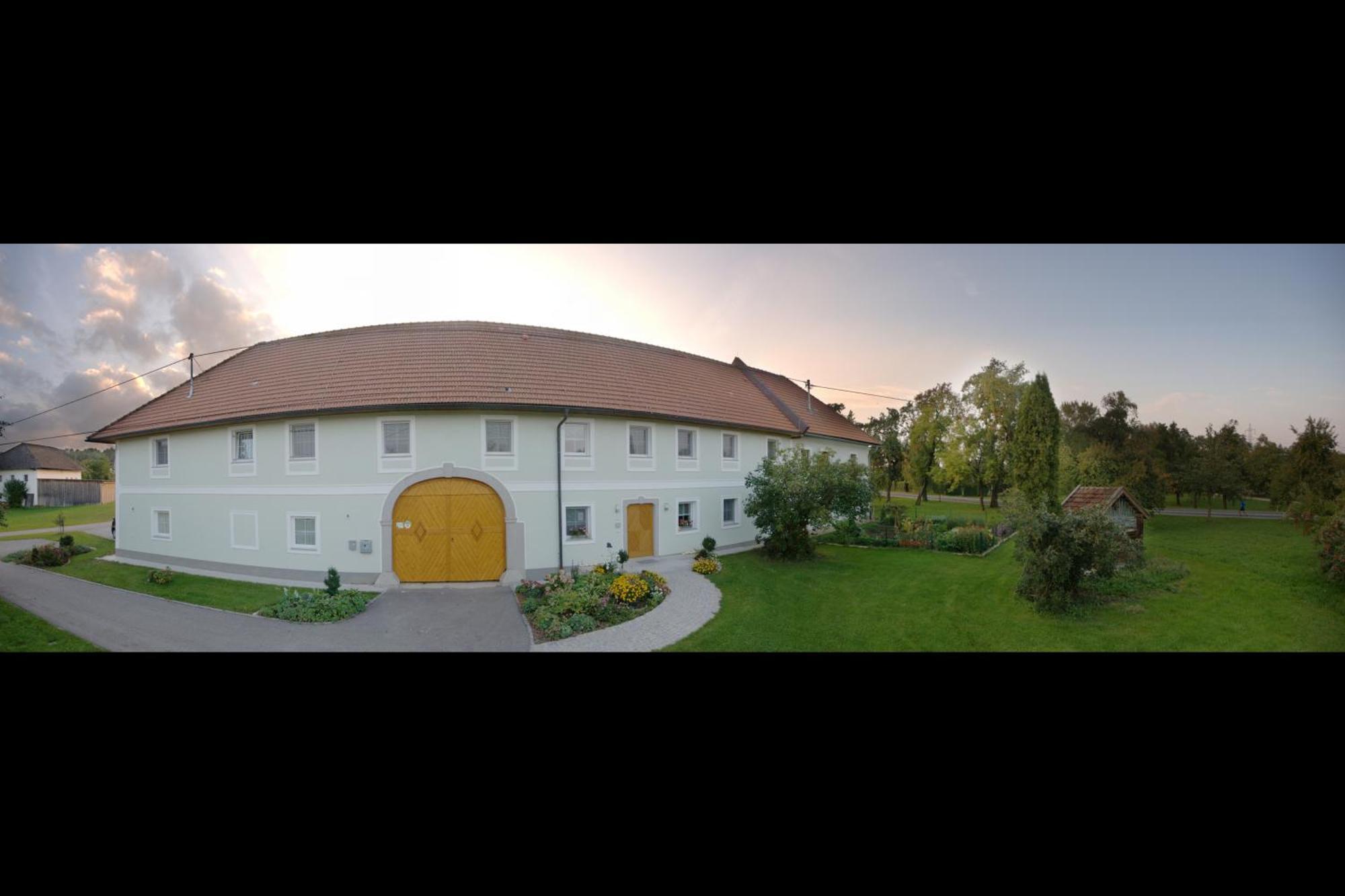 Landhaus Essl Dietach Exterior foto