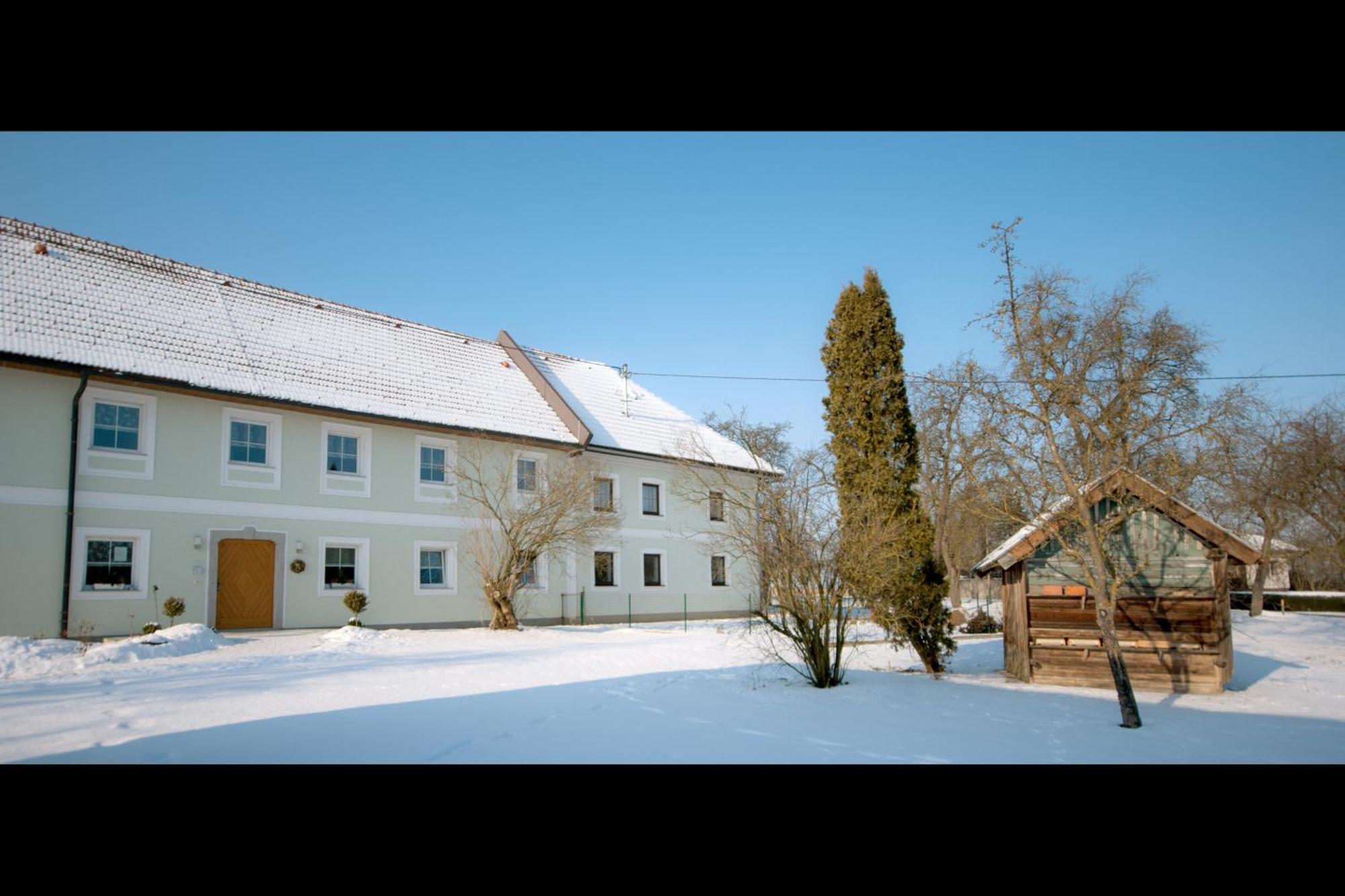 Landhaus Essl Dietach Exterior foto